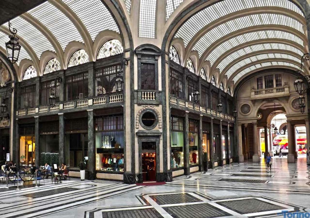 Fronte Po Turim Exterior foto
