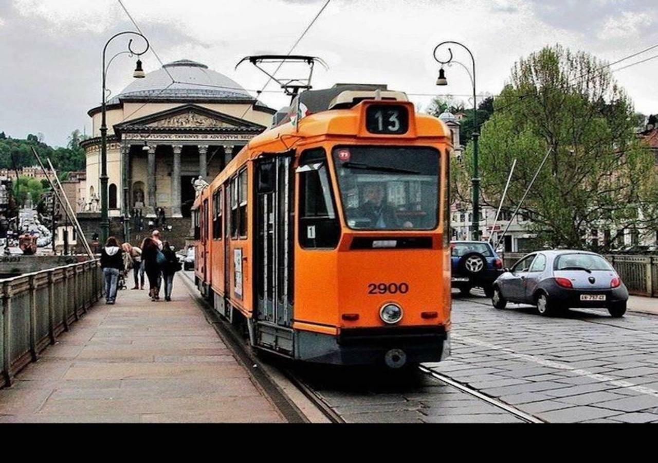 Fronte Po Turim Exterior foto