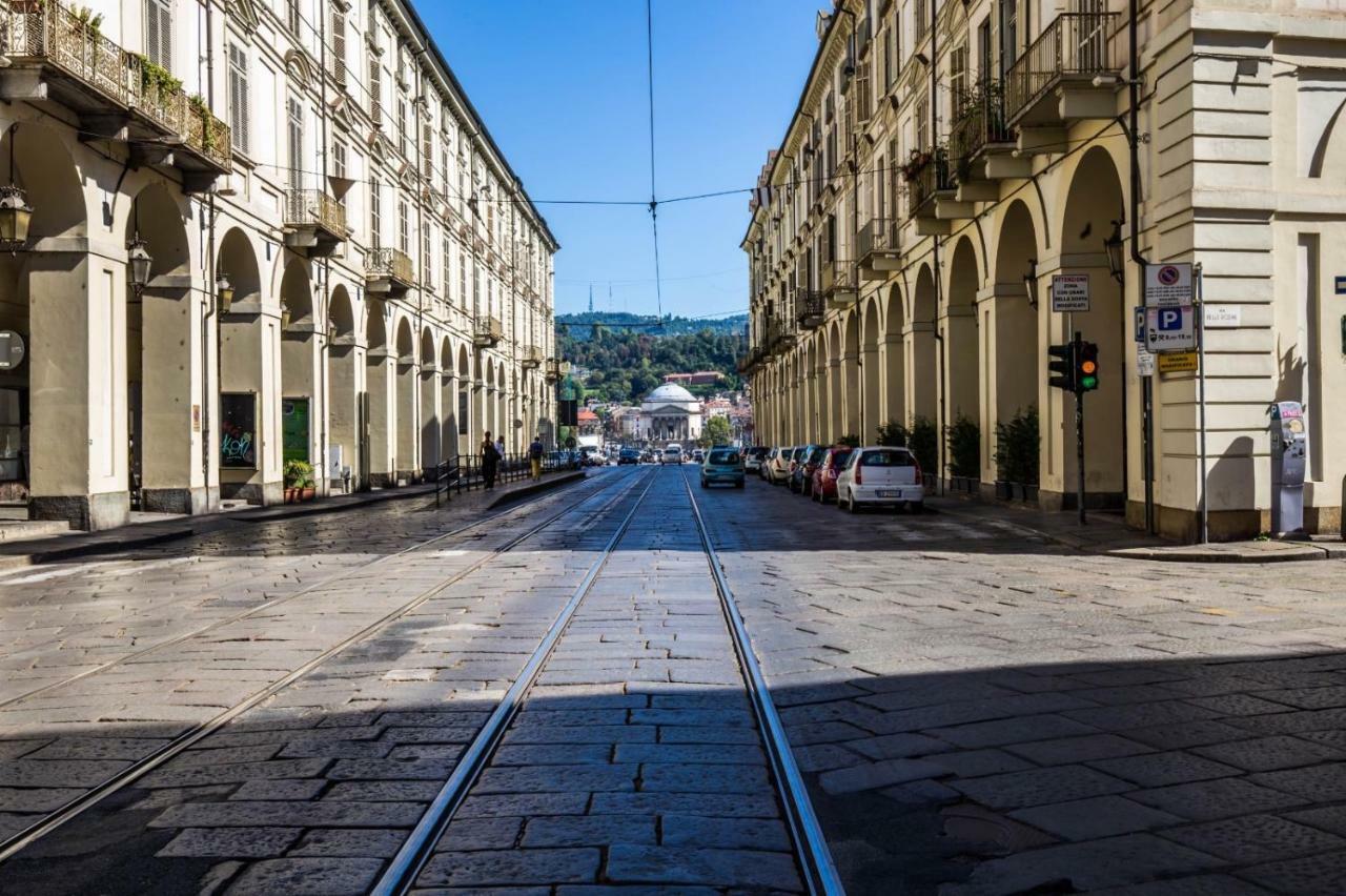 Fronte Po Turim Exterior foto