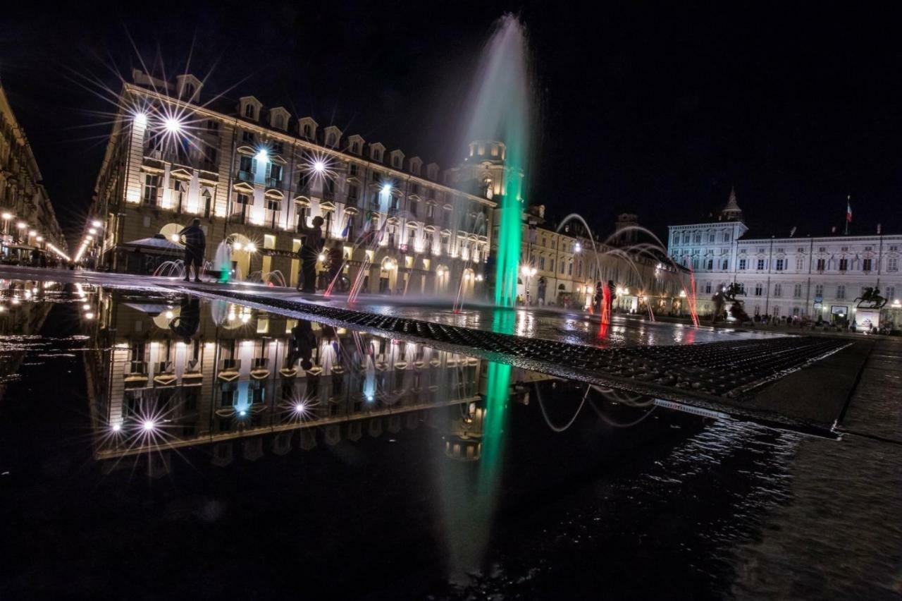 Fronte Po Turim Exterior foto